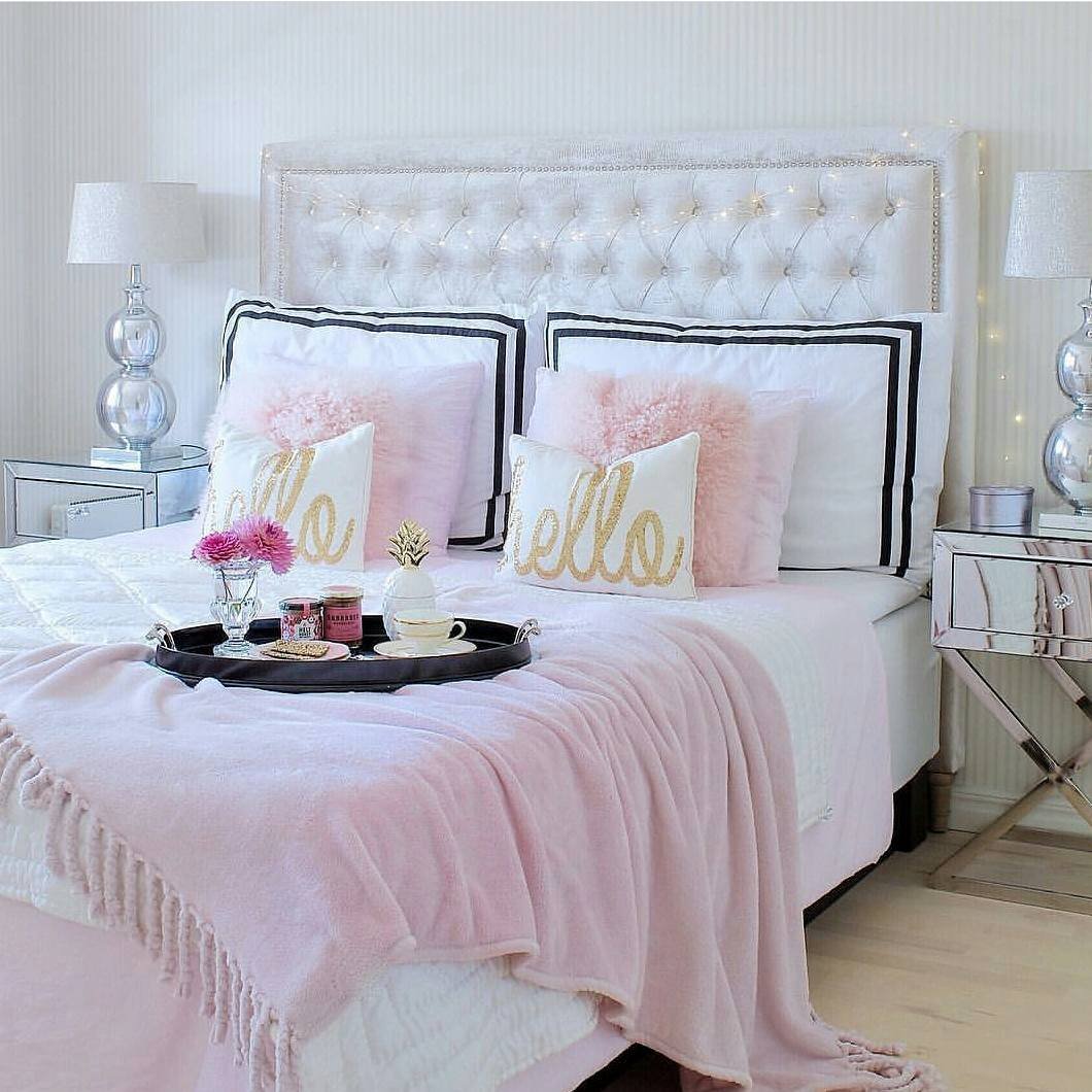 Lovely Decor Ideas in Pink